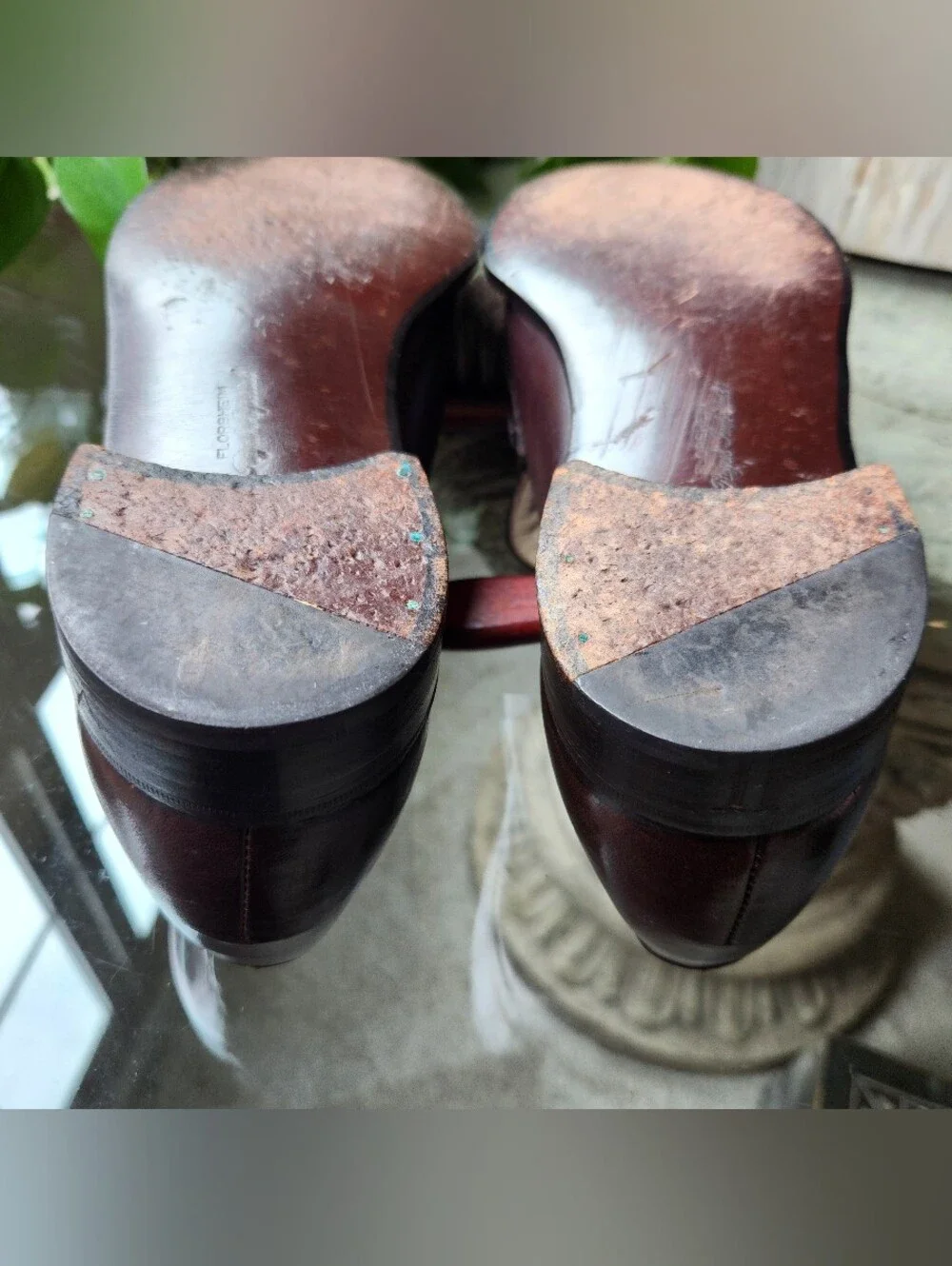 Vintage Florsheim Royal Imperial Brown Leather Tassel Loafers 11 E V-Cleat 1984